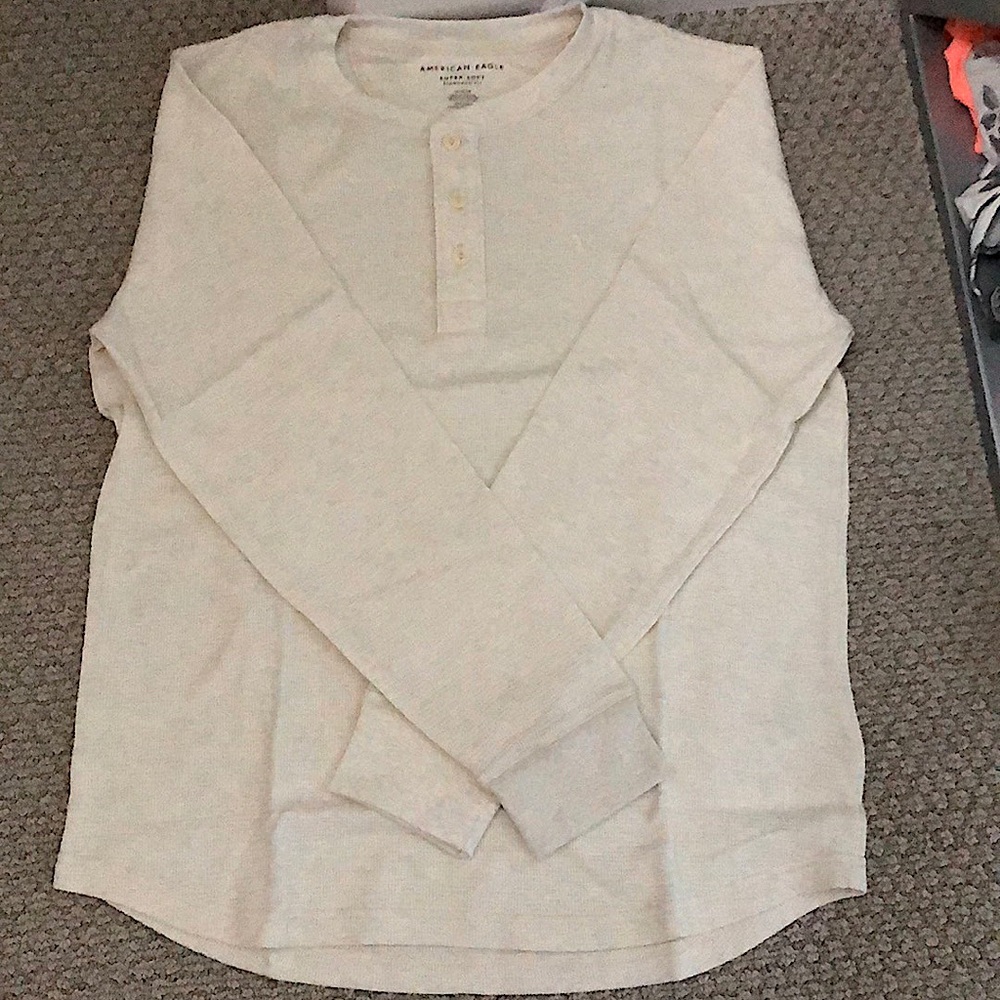 Men’s cream long sleeve American eagle top